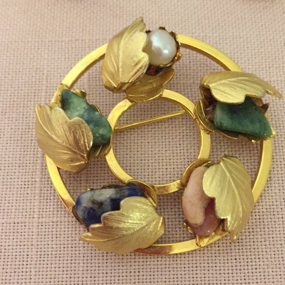 Sarah Coventry Earring and brooch set - Picture 2 of 4